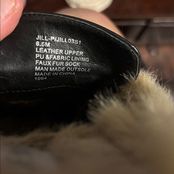 Steve Madden Black Floral Embroidered Mules - Picture 4 of 4